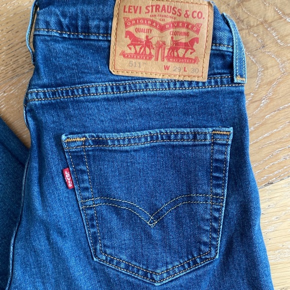 MENS LEVI’S 511 (29 x 30) med-dark wash - Picture 5 of 15